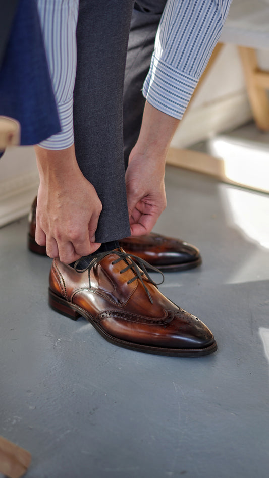 Zapatos Oxford Élite CornideModa: Elegancia Artesanal en Cuero Auténtico